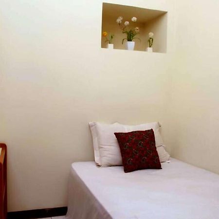 Hotel Bantal Guling Trans à Bandung Extérieur photo